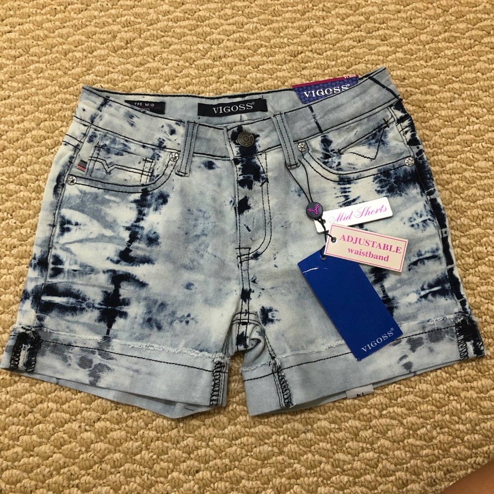 Vigors Mid Shorts